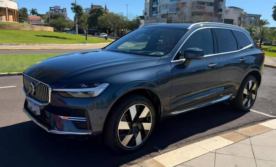 VOLVO XC60 2.0 T8 RECHARGE ULTIMATE AWD GEARTRONIC